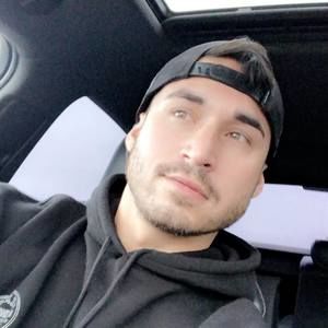 Meet your Posher, Justin